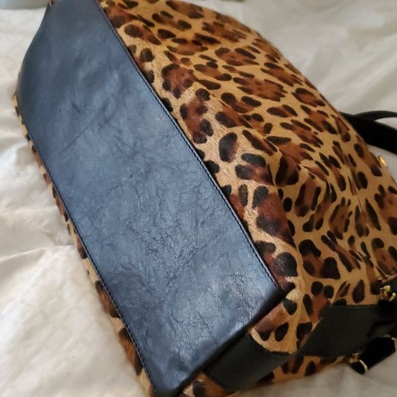 A Beautiful Giorgia Milani leopard print satchel - Picture 14 of 14